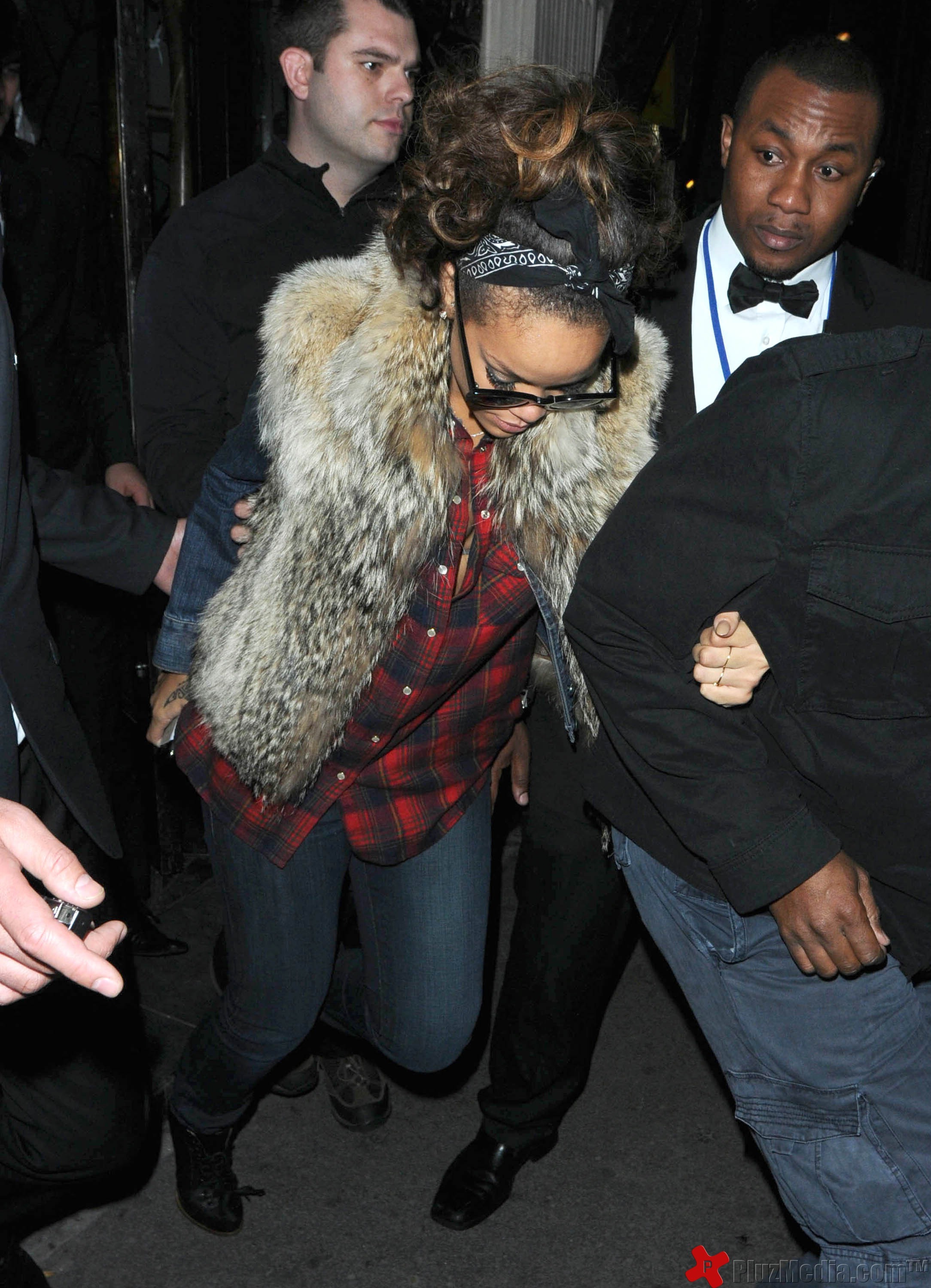 Rihanna outside Mahiki Club in Mayfair | Picture 96822